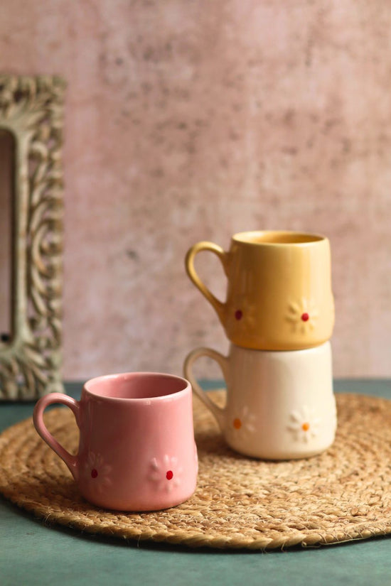 Set of 3 - Lily Mugs with premium quality material
