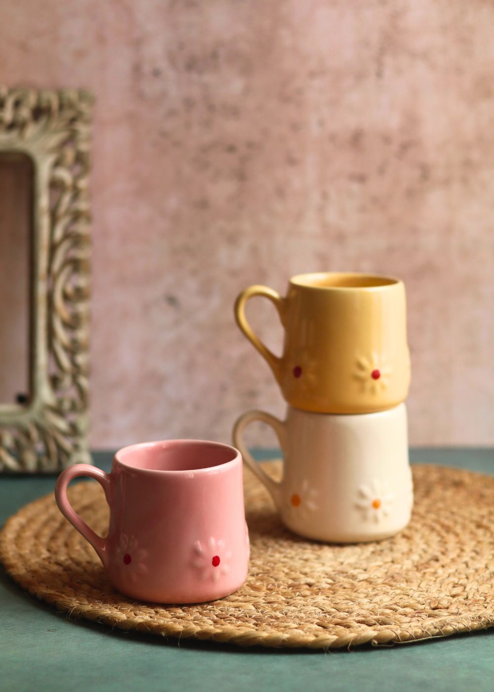 Set of 3 - Lily Mugs with premium quality material
