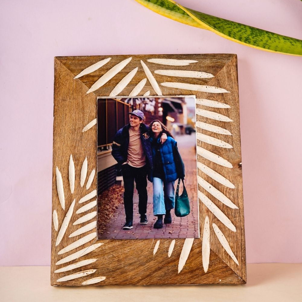handmade carved leaf photo frame