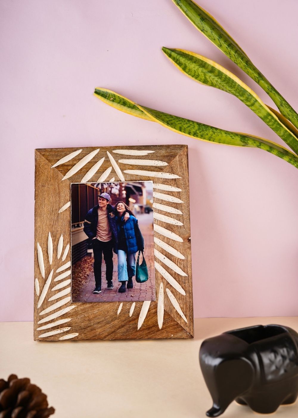 Craved Leaf photo frame handmade in india