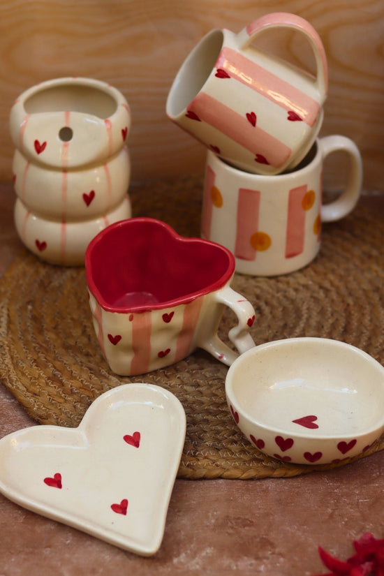 Set of 6 Treat & Sweet Mugs (for the price of 5)