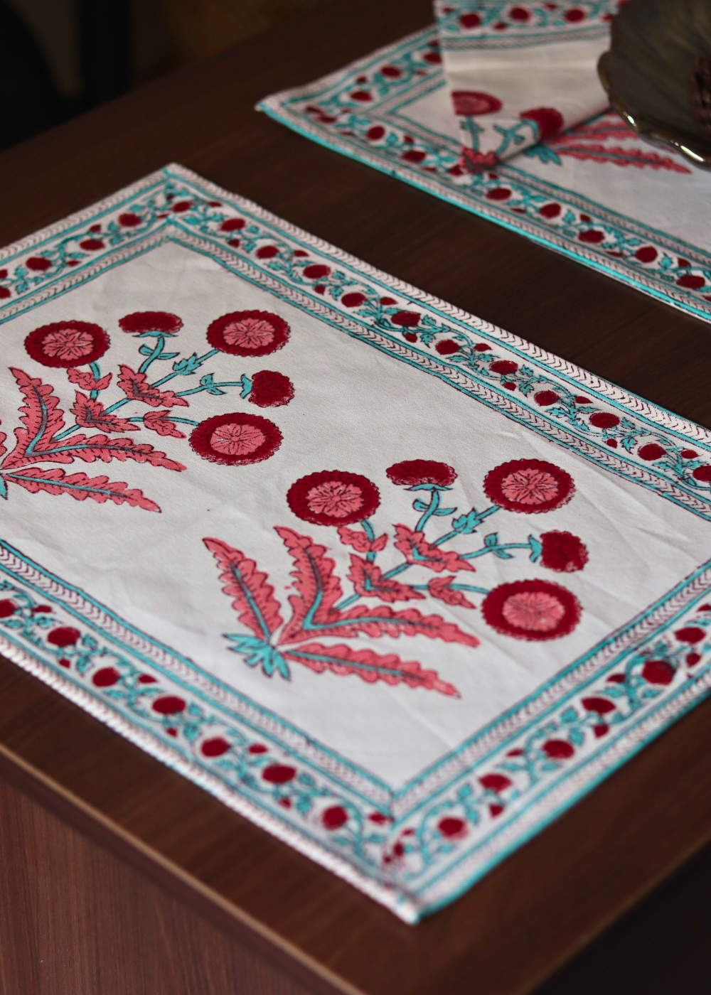 Table mat & napkin on table