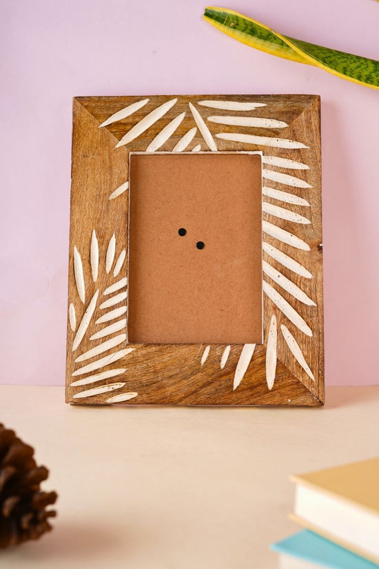 carved leaf photo frame made by ceramic