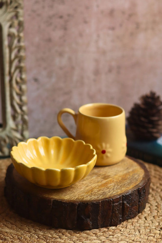 Yellow Lily Mug & Ice Cream Bowl with premium quality material
