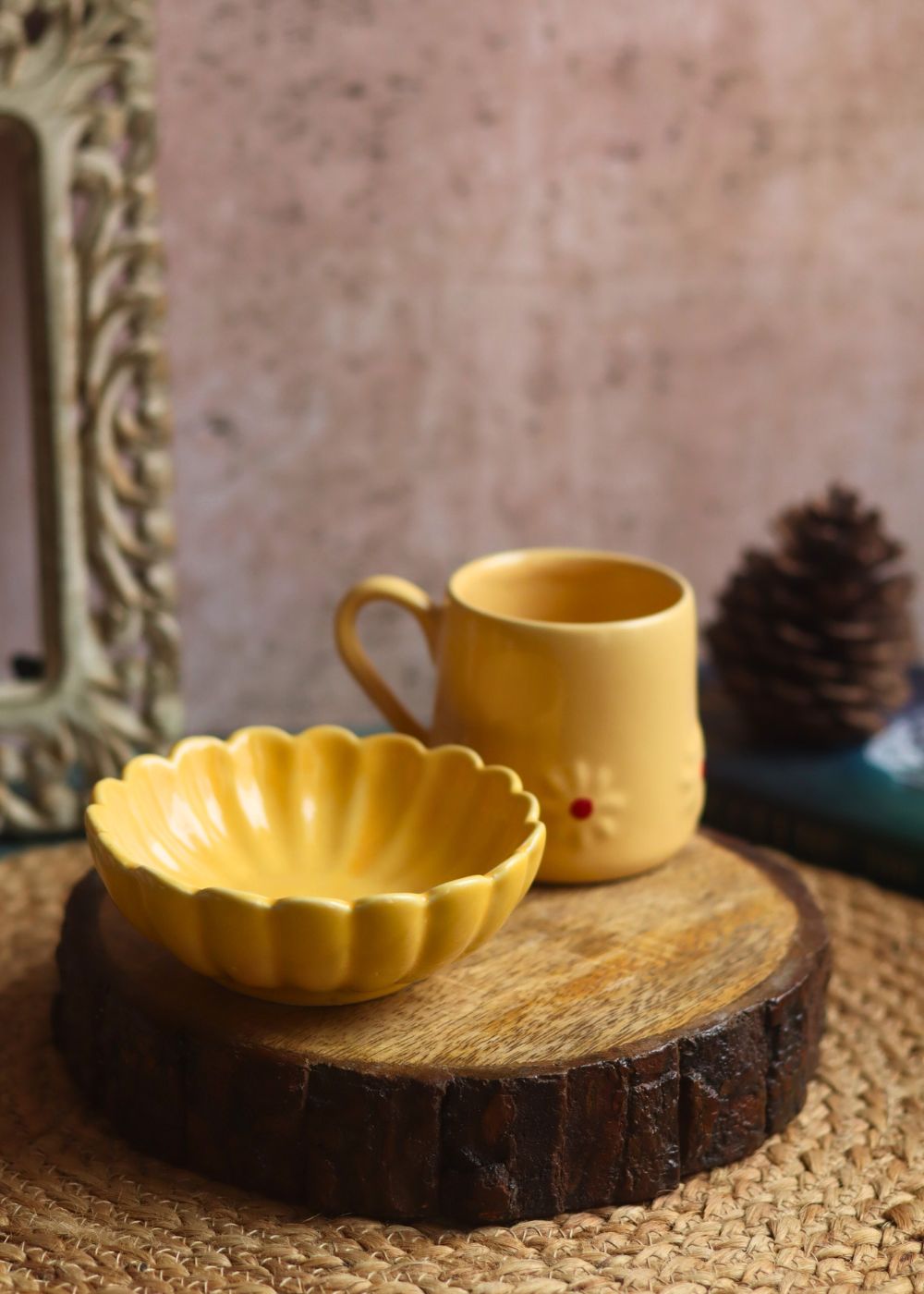Yellow Lily Mug & Ice Cream Bowl with premium quality material