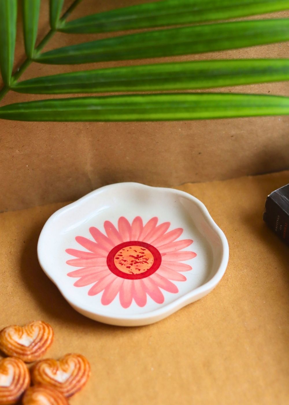 Flower Handmade Dessert Plate with premium quality material