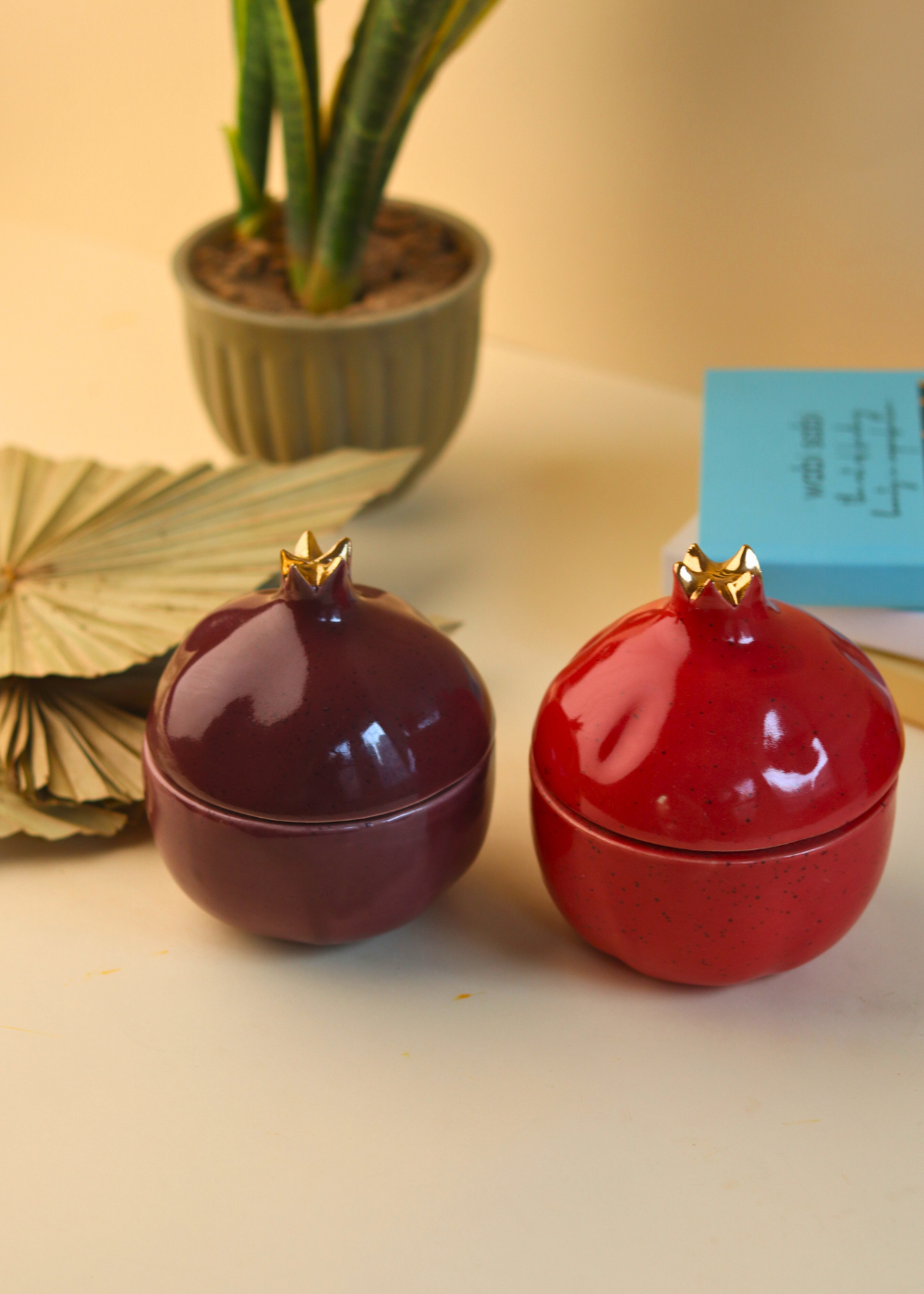 two jar set with different color