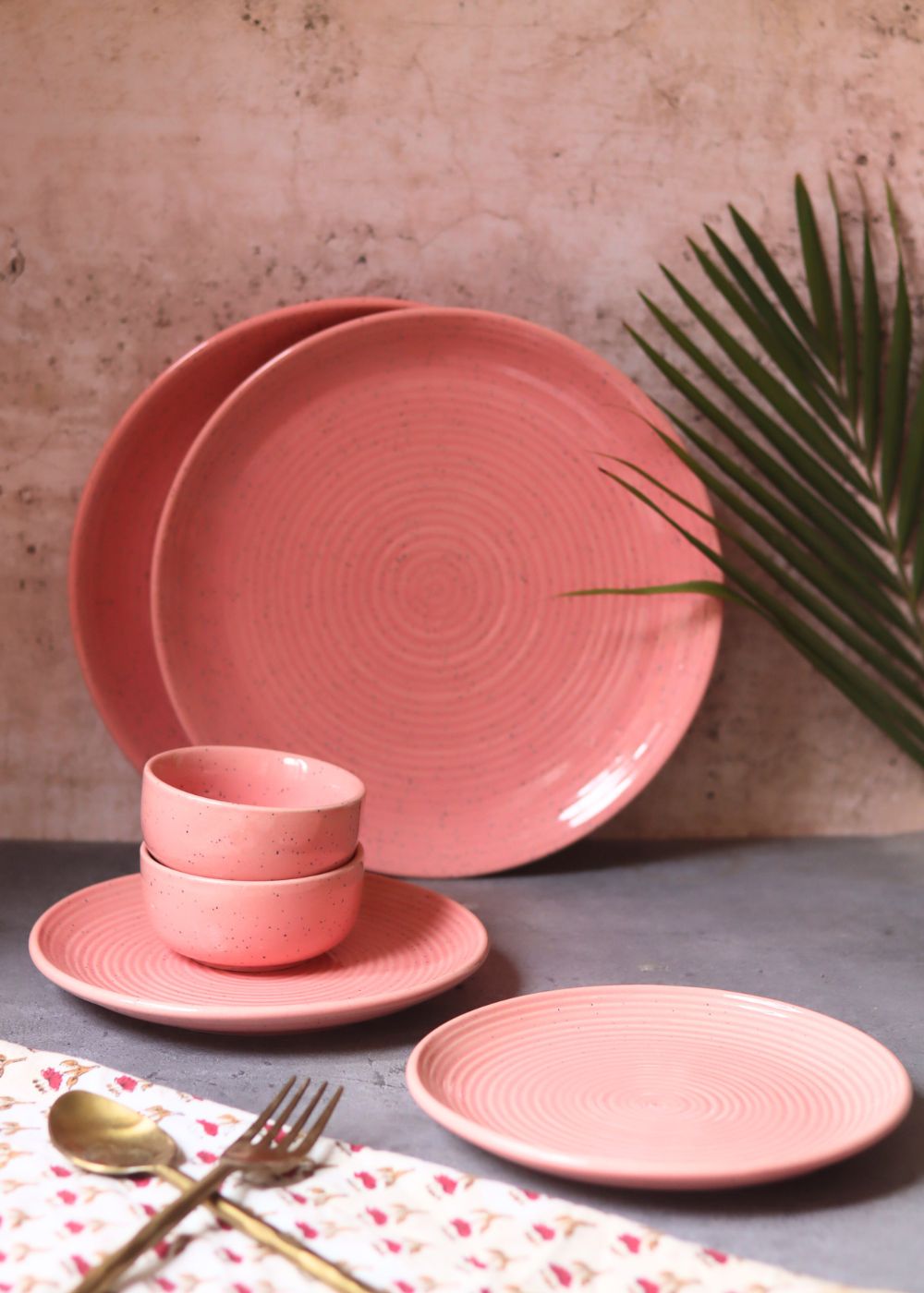 Set of 6 - Rosy Pink Dinner Set made by ceramic