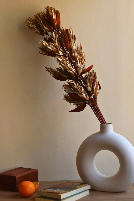 Natural dried flower bunch