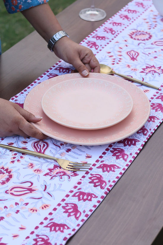  Flower print table runner 