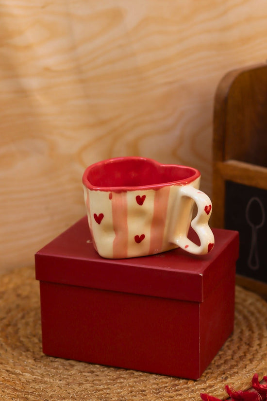 Striped Heart Shaped Mug in a Gift Box with premium quality material