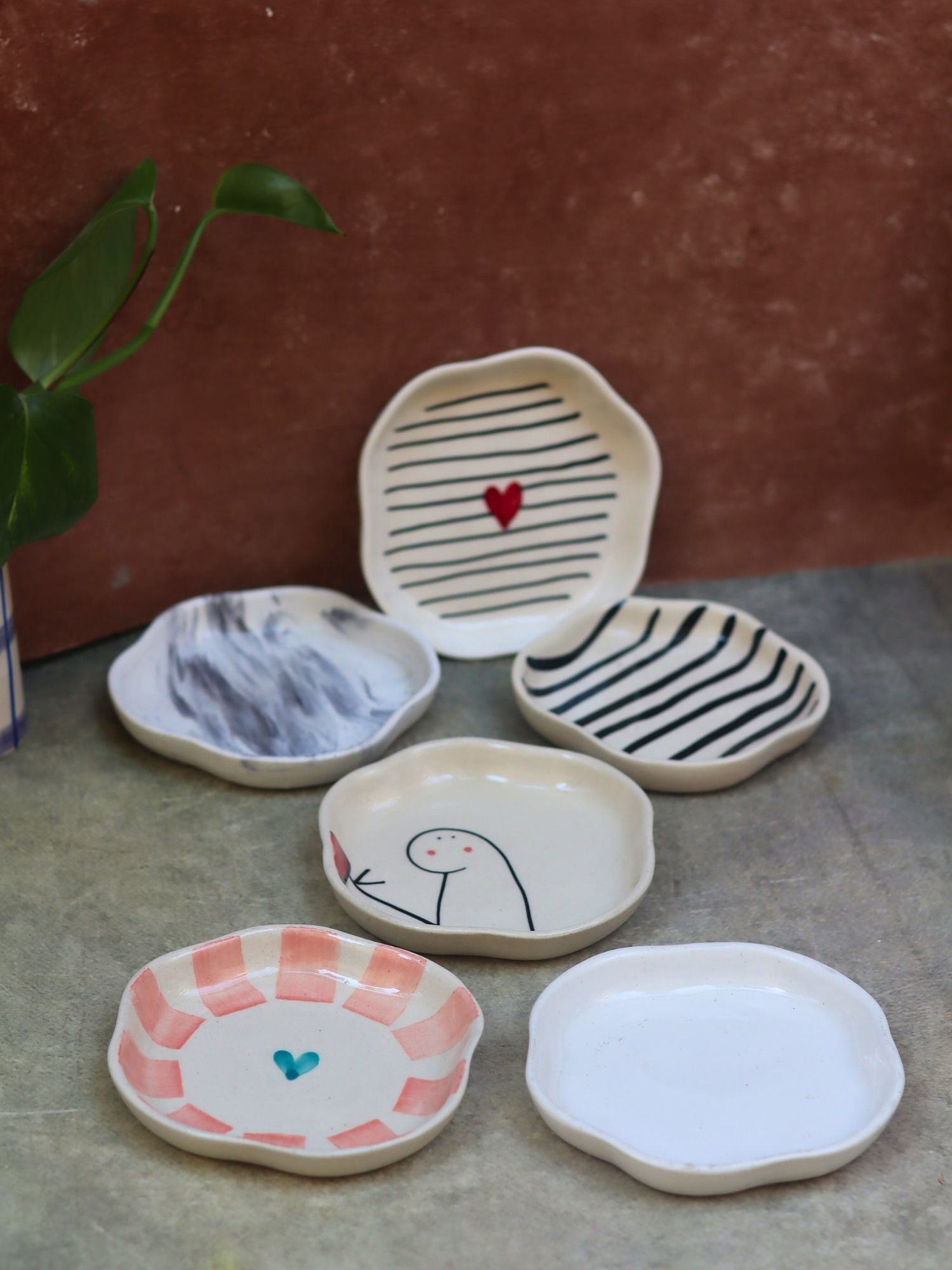 Set of 6 Dessert Plate (for the price of 5)