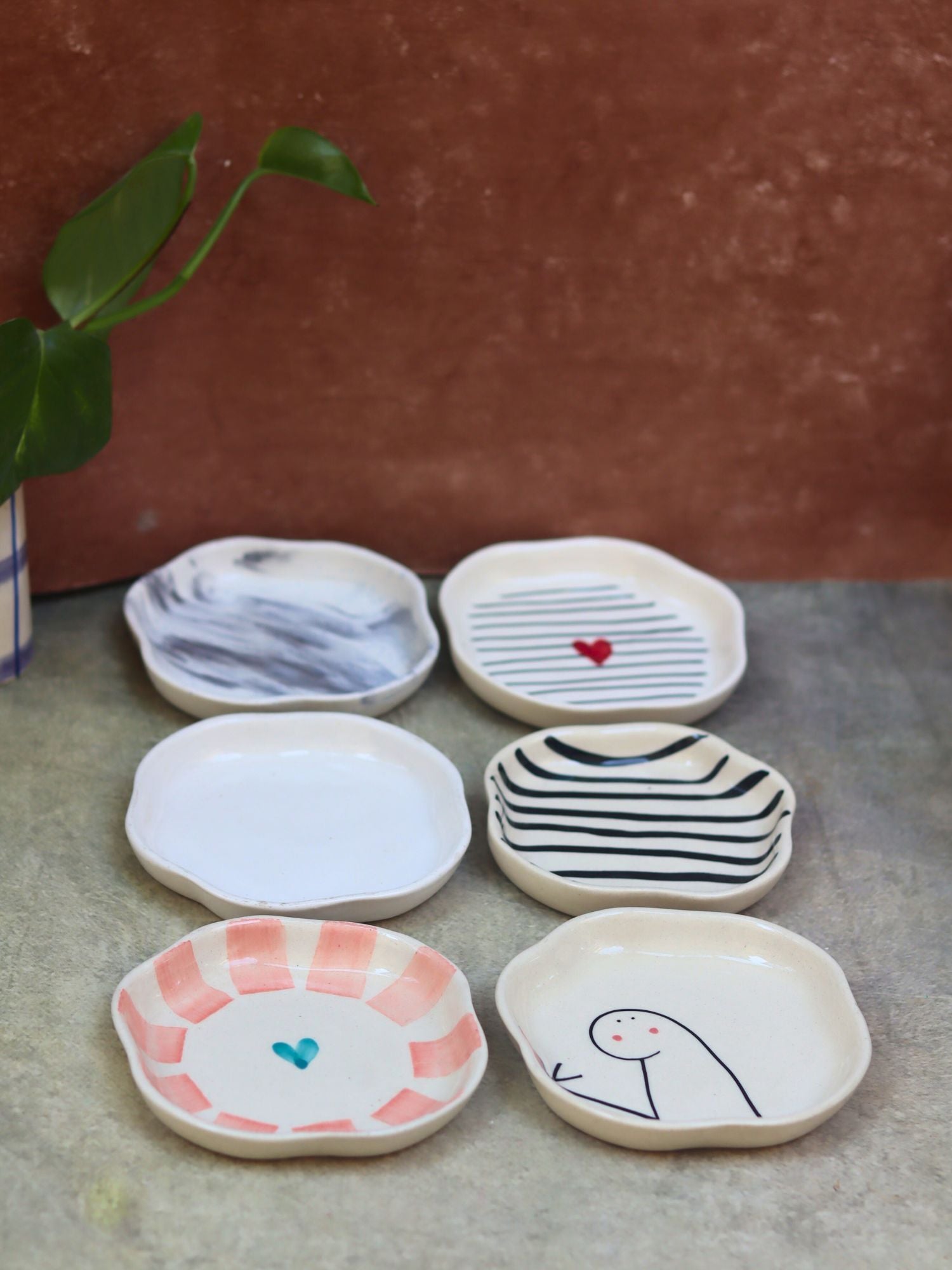 Set of 6 Dessert Plate (for the price of 5)