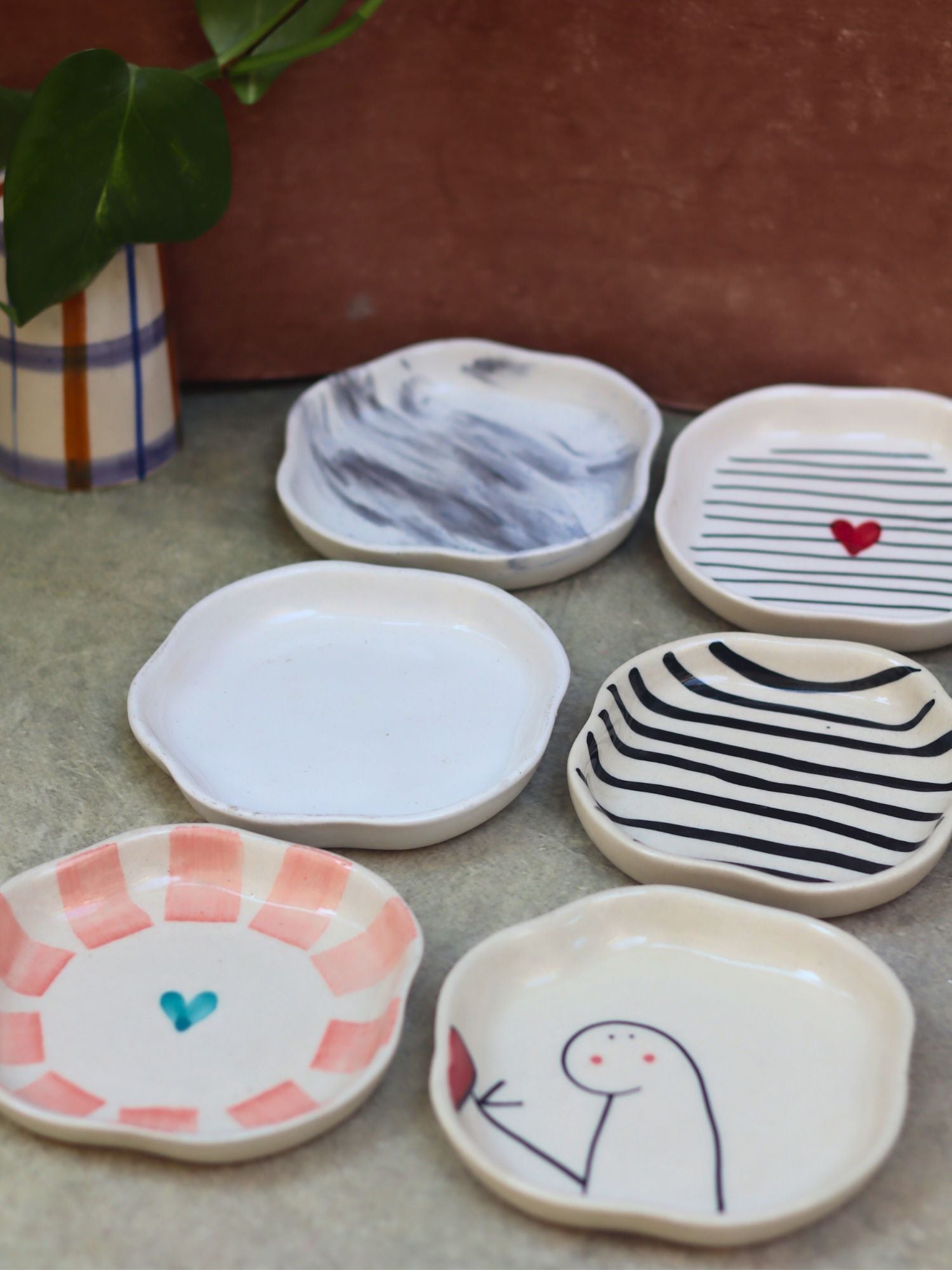 Set of 6 Dessert Plate (for the price of 5)