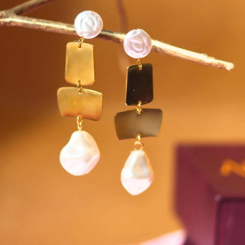 Anti tarnish Dangling Pearl Earrings