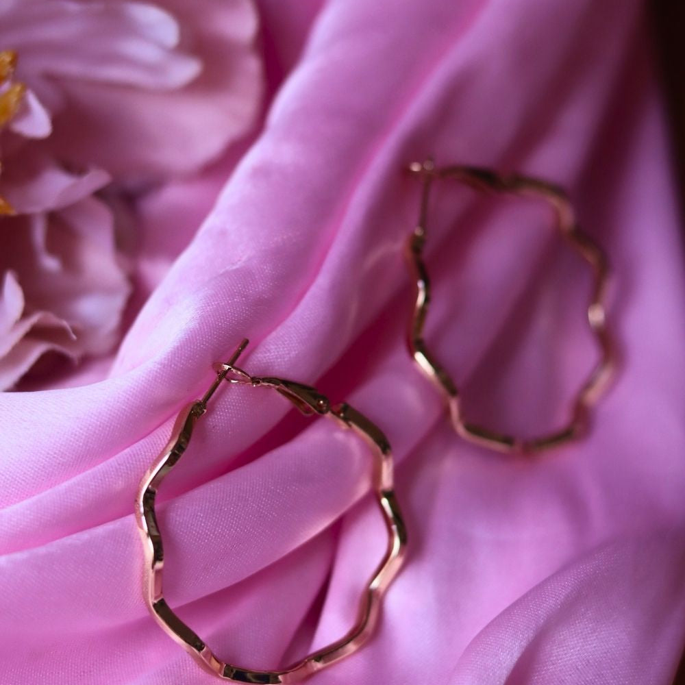 Anti tarnish Twisted hoops - small