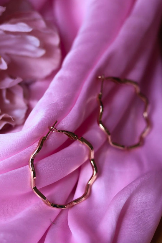 Anti tarnish Twisted hoops - small