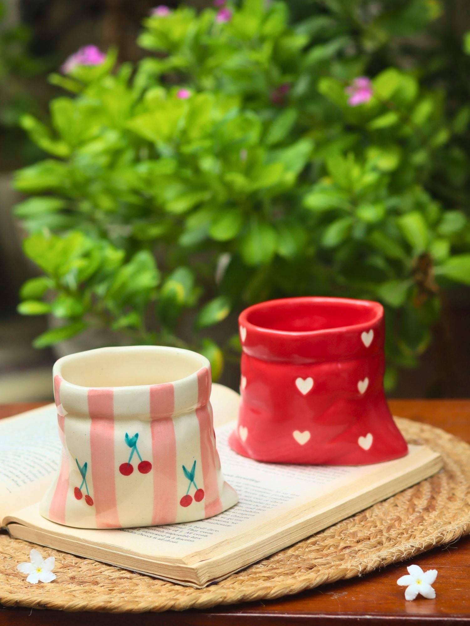 Set of 2 - Red Heart Pouch & Pink Striped Pouch Mugs Combo with premium quality material