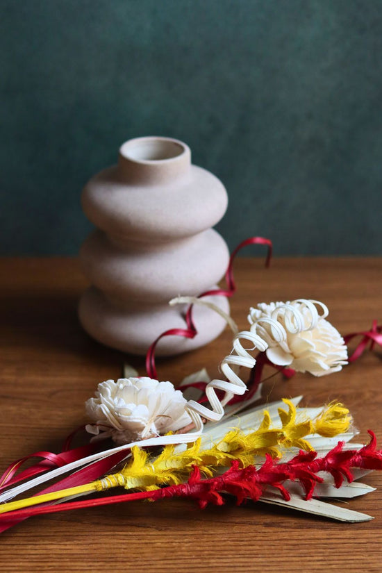 sanded moulded vase with assorted bunch combo for your home decor