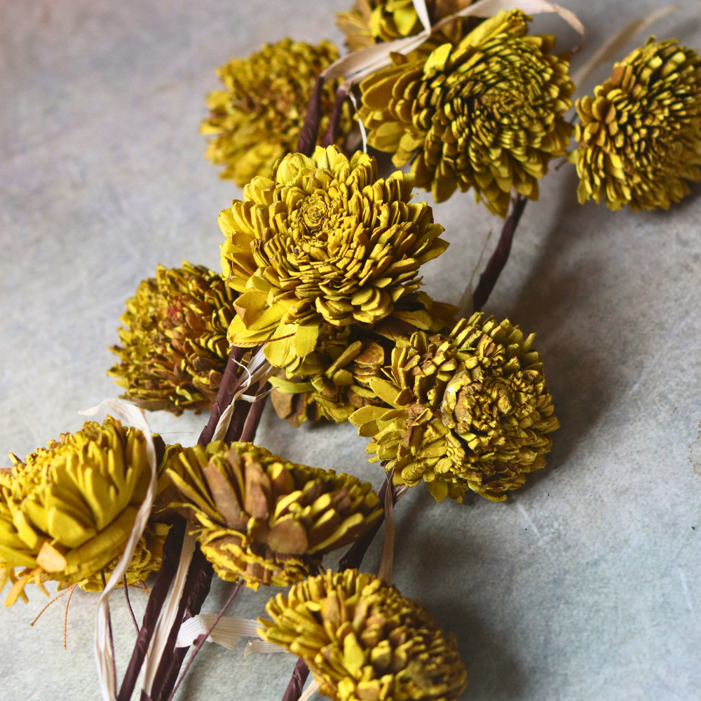 Dried natural flower bunch yellow color