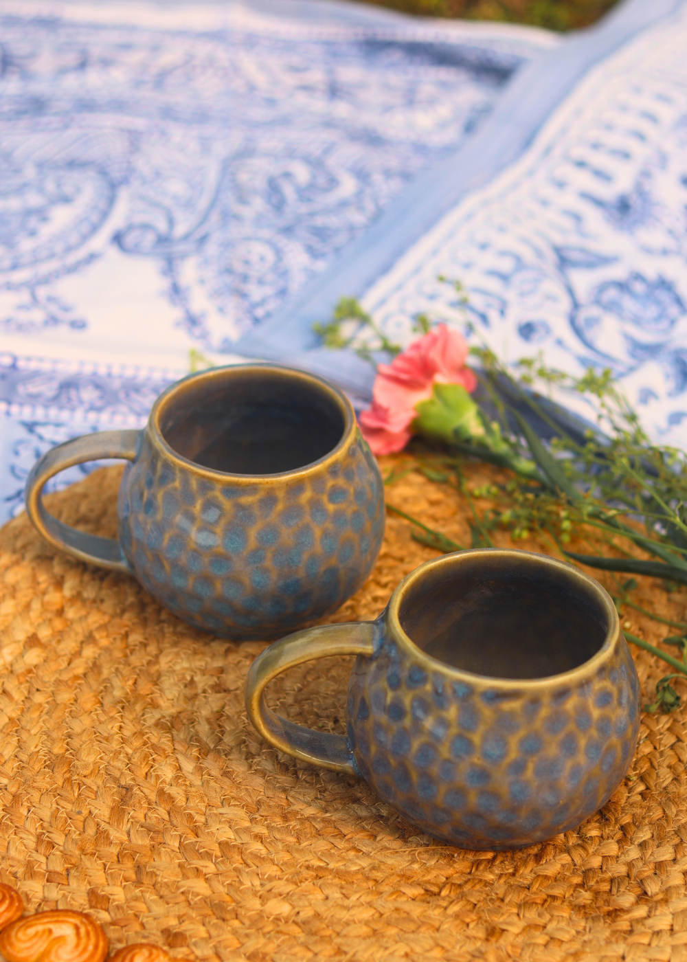 Ceramic honeycomb coffee mug 