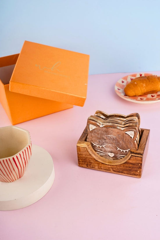 handmade wood cat coaster with box in a gift box 