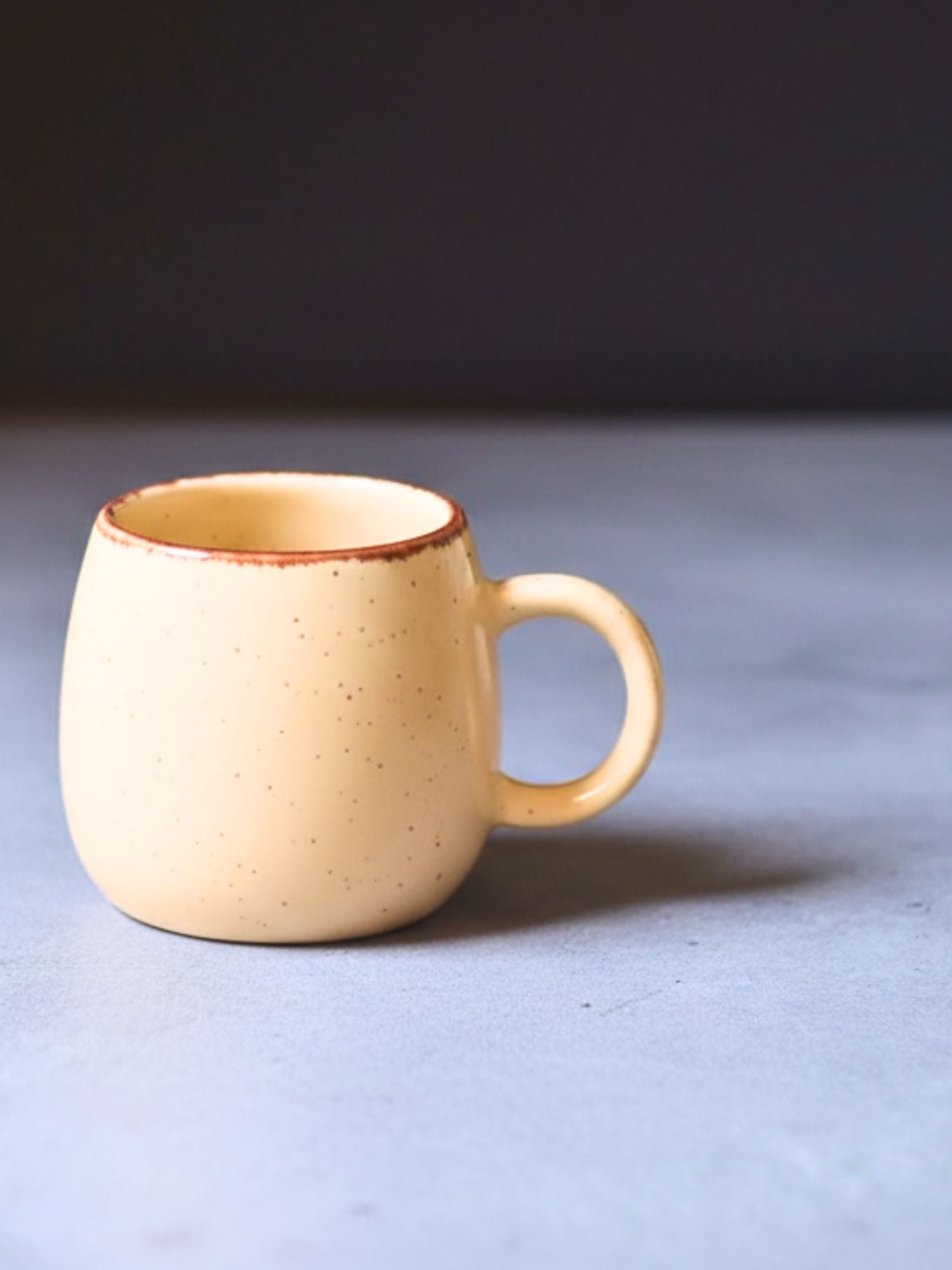 Ivory Ovule Shape Tea Cup made by ceramic