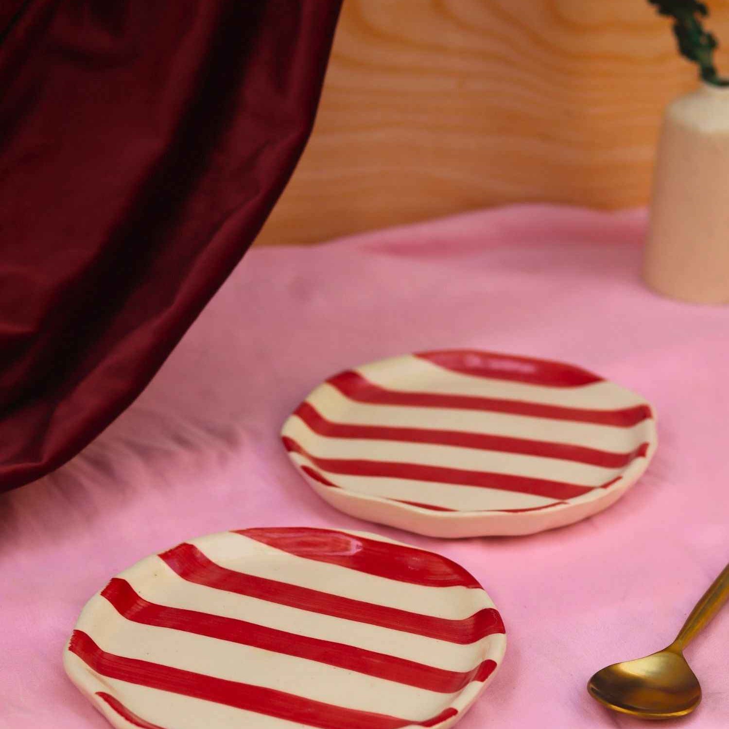Red Striped Dessert Plate