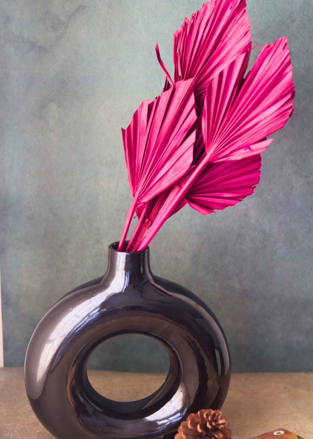 handmade magenta palm leaf bunch