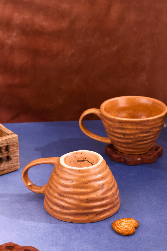 Ceramic coffee mugs 