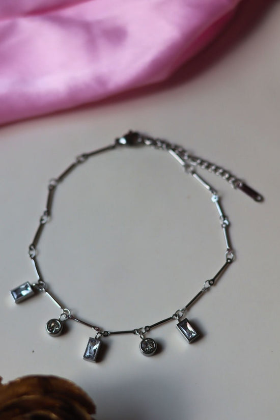 Hypoallergic Silver Charm Anklet