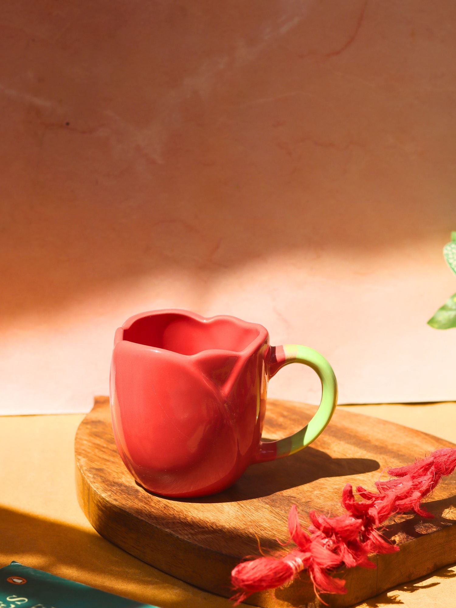 Tulip Coffee Mug - Red made by ceramic