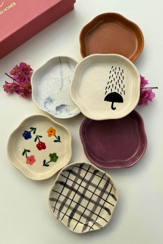 Handmade Set of 6 Classic treat handmade dessert plate (for the price of 5)