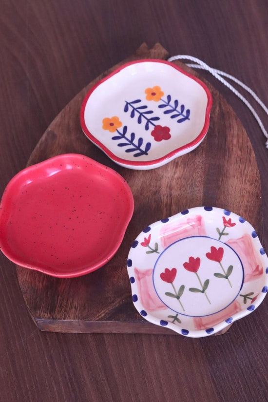 Red, Peony & Floral Bloom Handmade Dessert Plates - Set of 3 with premium quality material