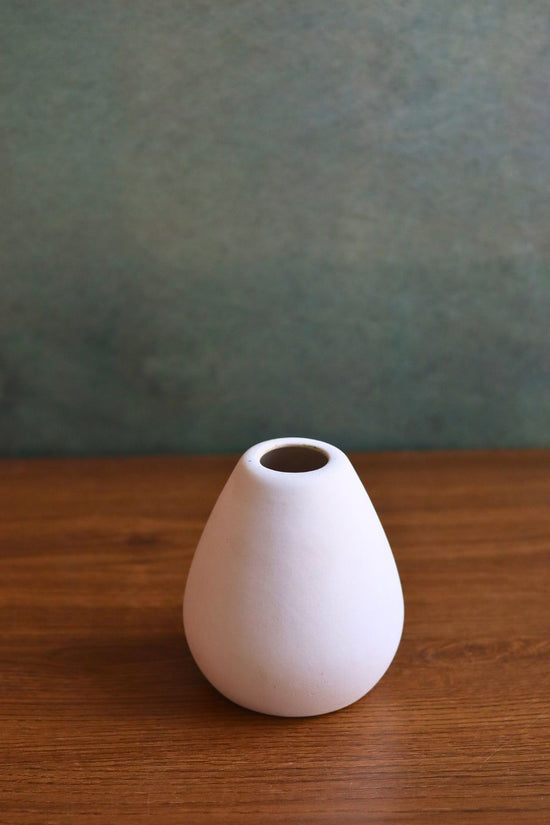 esoteric vase with matte finish