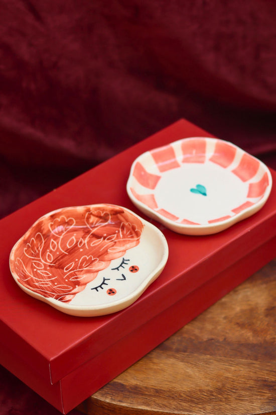 Handmade Tweety & Striped heart Handmade Dessert plate in a Gift Box