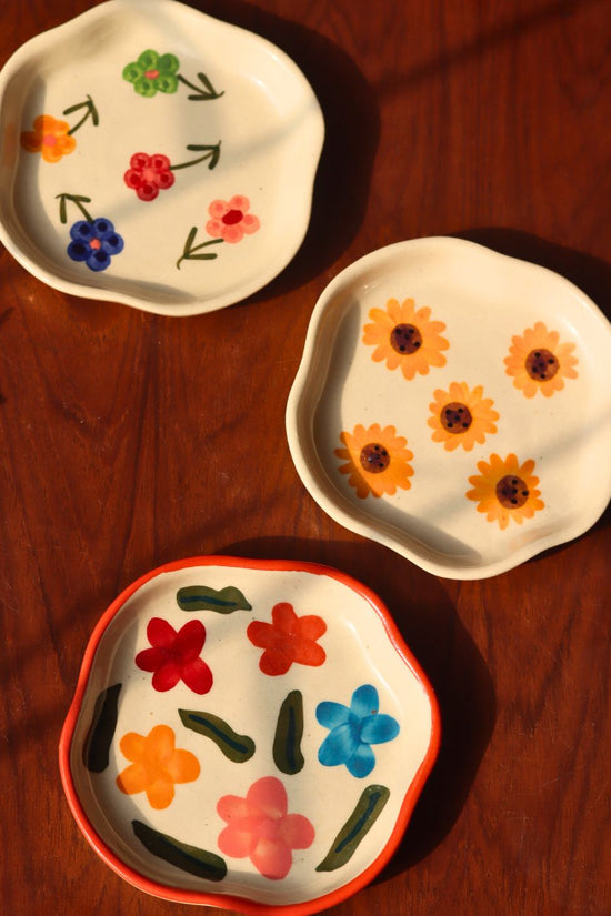 Set of 3 - Daisy Dreams Handmade Dessert Plates handmade in India