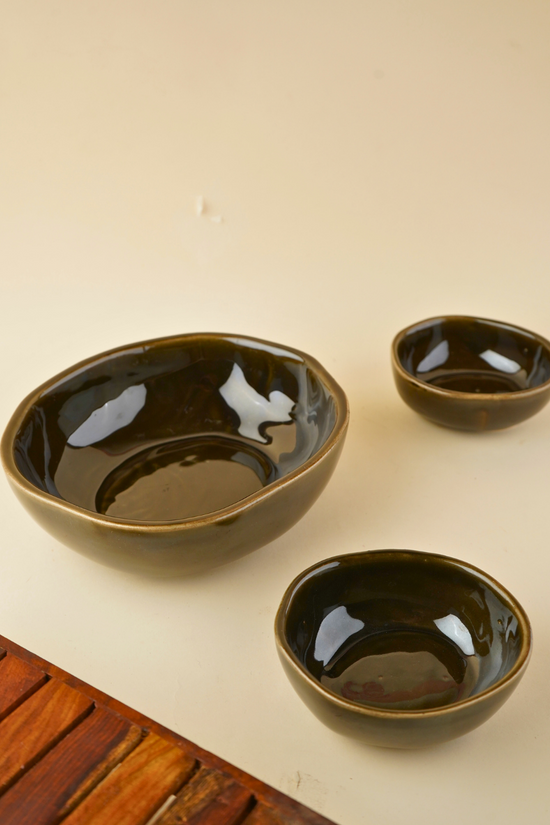black coal bowl with two different sizes