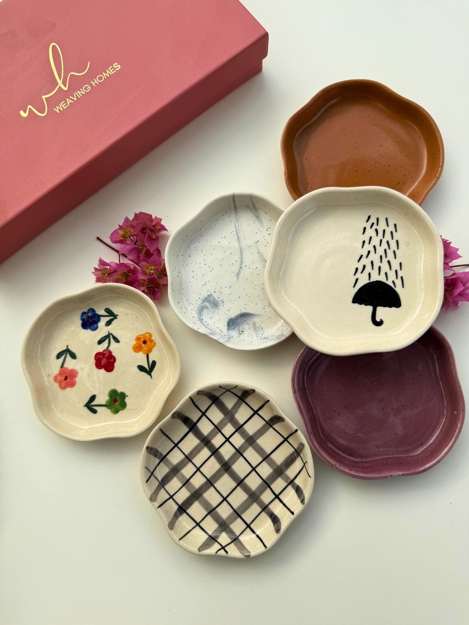 Set of 6 Classic treat handmade dessert plate (for the price of 5) with premium quality material