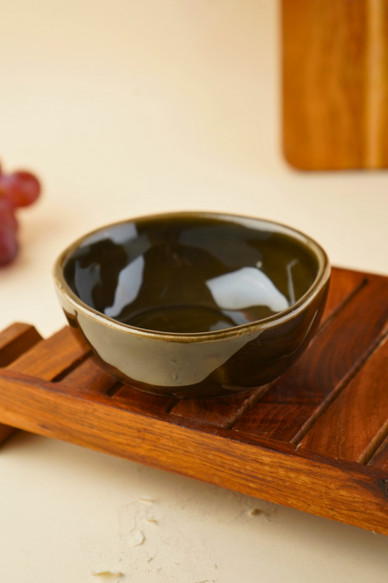handmade coal black bowl with glossy black color