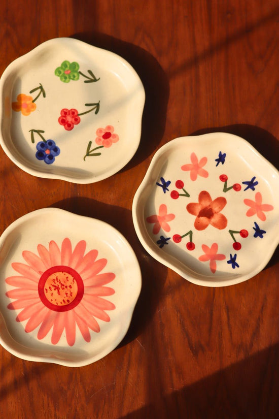 Handmade Set of 3 - Floral Fields Handmade Dessert Plates