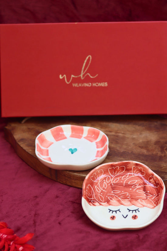 Tweety & Striped heart Handmade Dessert plate in a Gift Box handmade in Indiia