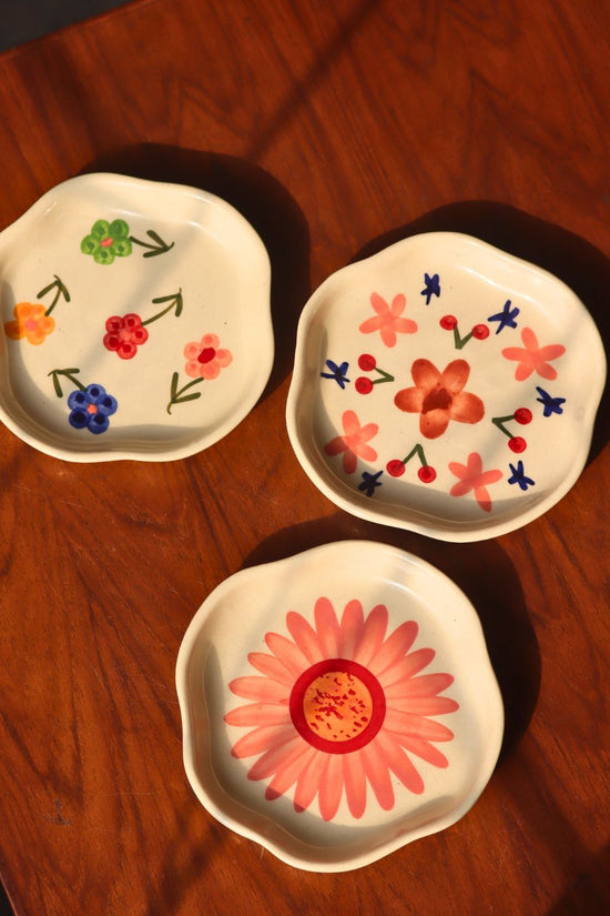 Set of 3 - Floral Fields Handmade Dessert Plates with premium quality material