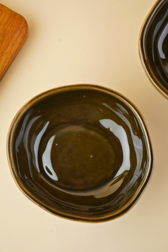 coal black bowl for your dining table
