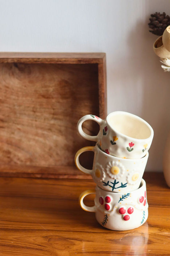 bloom & Berry Mug Made by ceramic 