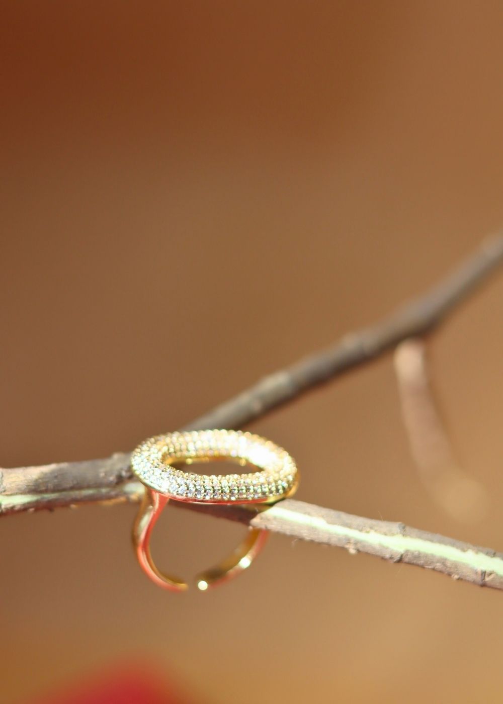 anti tarnish Serene Oval Ring - Gold
