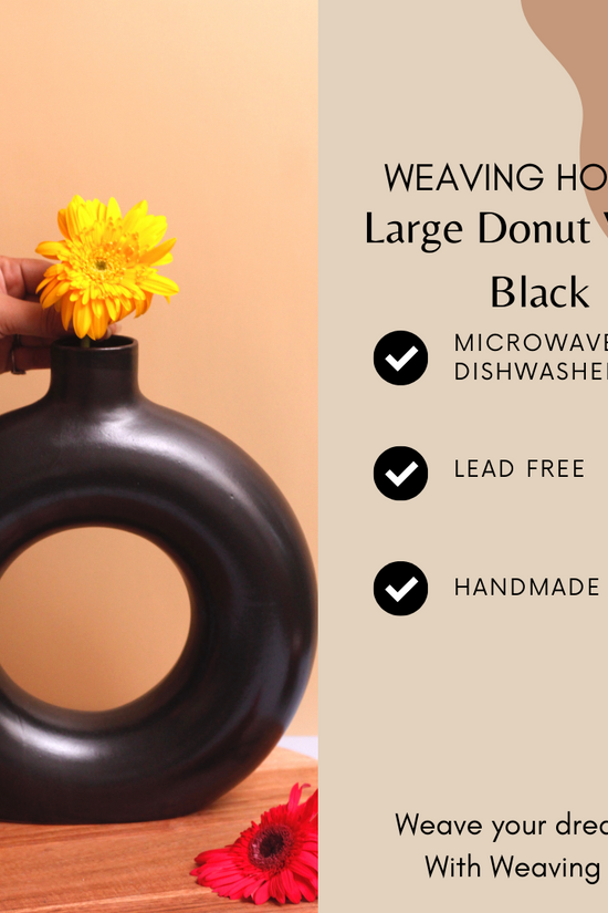 Black ceramic flower vase 