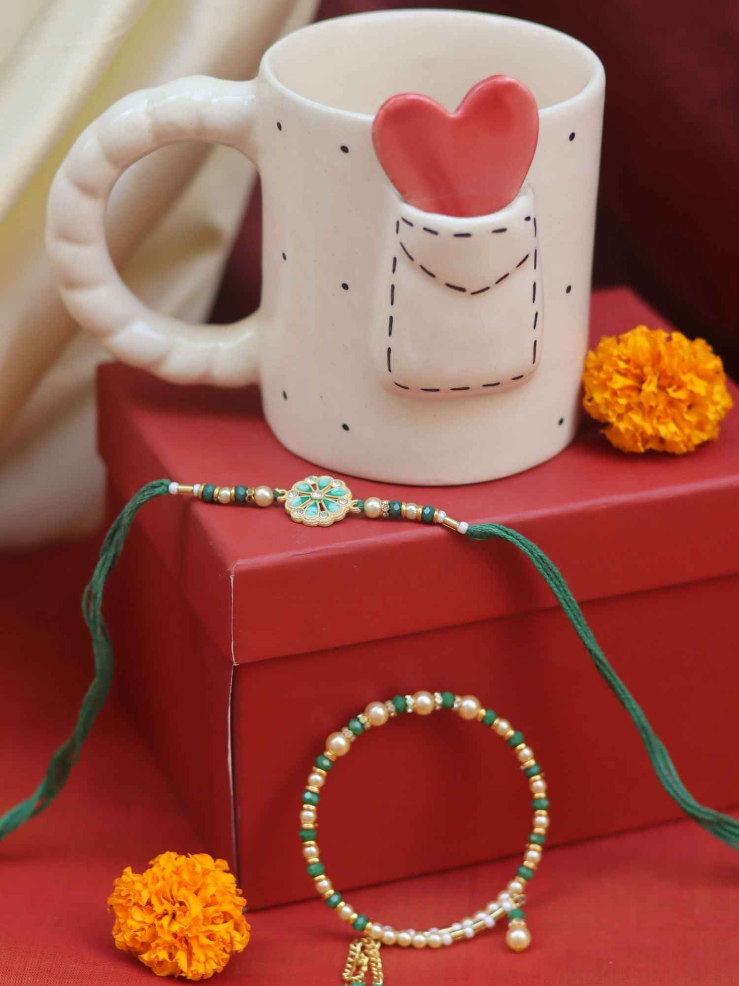 Love letter Bhaiya Bhabhi rakhi Gift Box