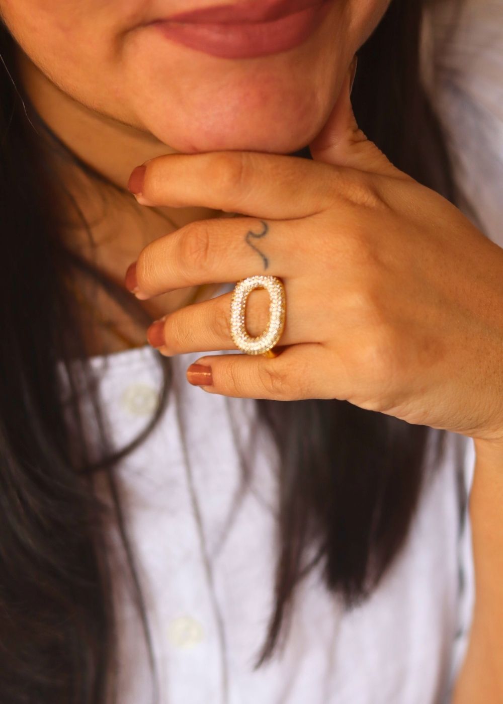 Serene Oval Ring - Gold with premeium quality material