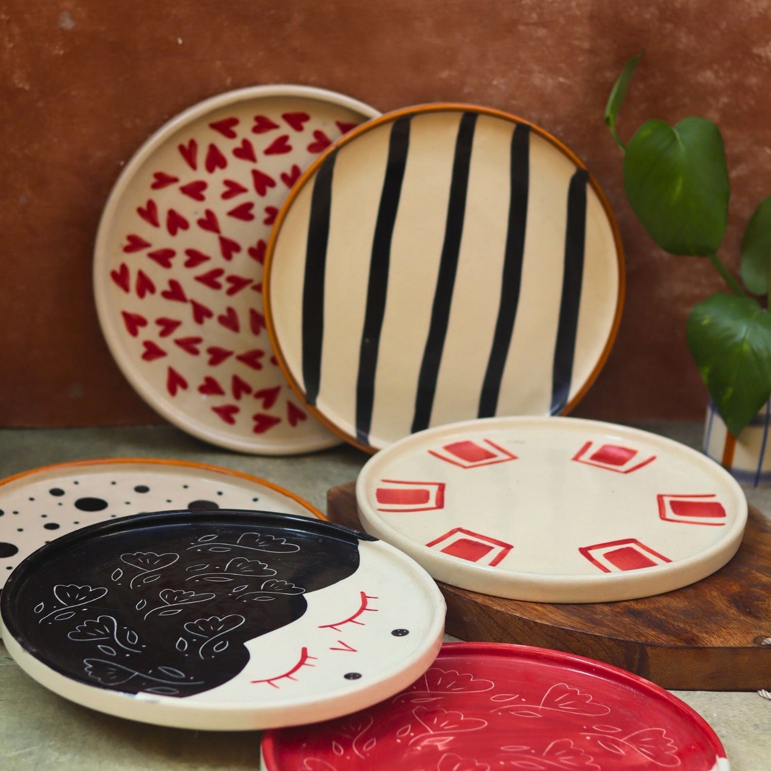 Handmade Set of 6 Delightful Platter (for the price of 5)